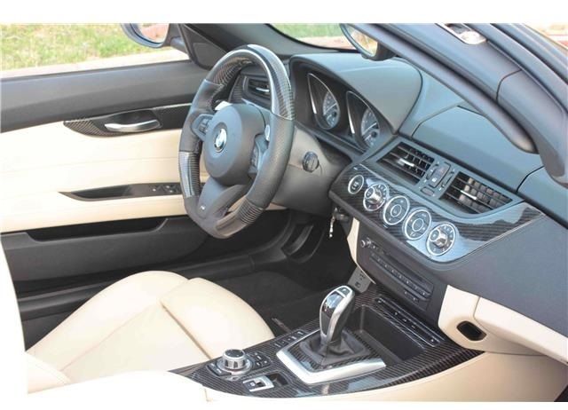 BMW Z4 • 2010 • 82,000 km 8