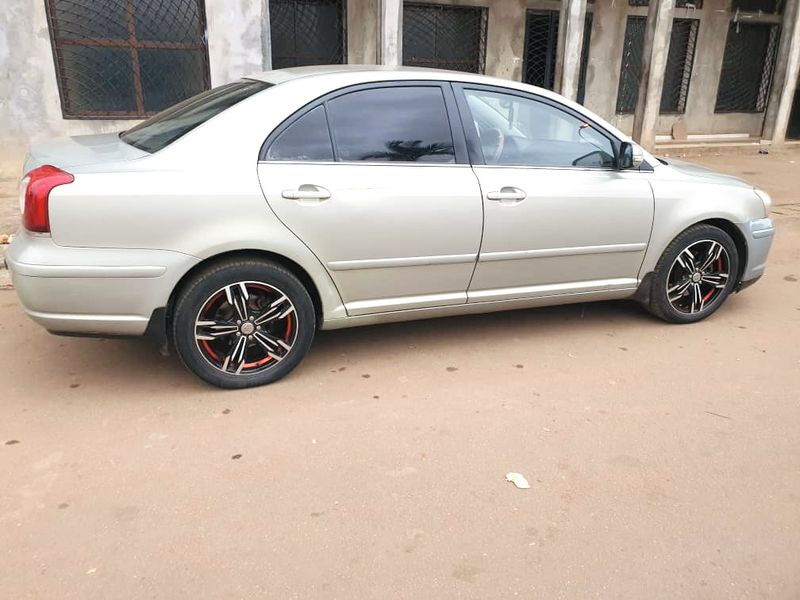 Toyota Avensis • 2008 • 100,000 km 4