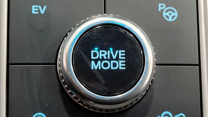 Ford Explorer • 2021 • 63,204 km 4