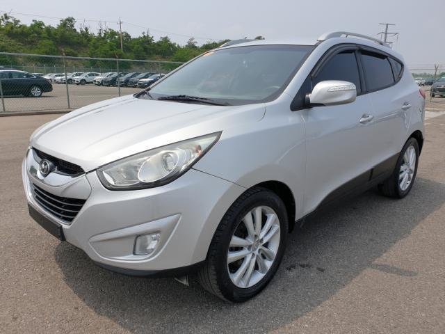 Hyundai Tucson • 2013 • 51,000 km 12