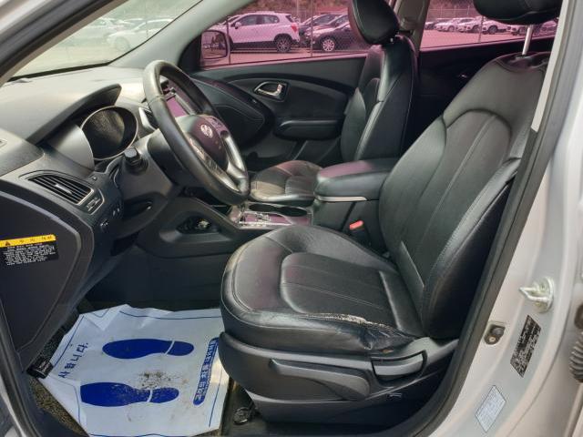 Hyundai Tucson • 2013 • 51,000 km 3