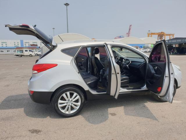 Hyundai Tucson • 2013 • 51,000 km 18