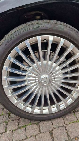 Mercedes-Benz S-Class • 2023 • 9,000 km 6