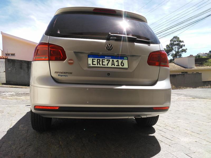 Volkswagen Fox • 2012 • 135 km 4