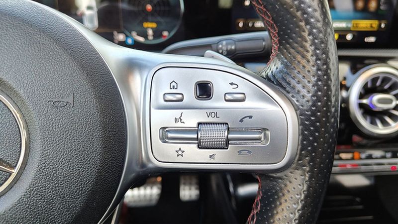 Mercedes-Benz A-Class • 2018 • 126,671 km 12