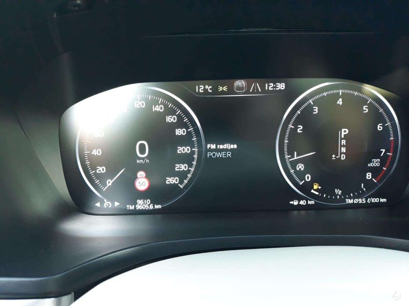 Volvo S60 • 2019 • 88,000 km 15