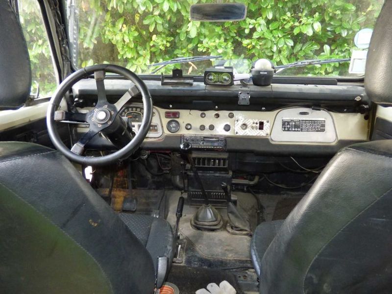 Toyota Land Cruiser • 1980 • 120,000 km 6