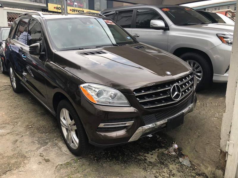 Mercedes-Benz 200 - 300 • 2013 • 34,654 km 3