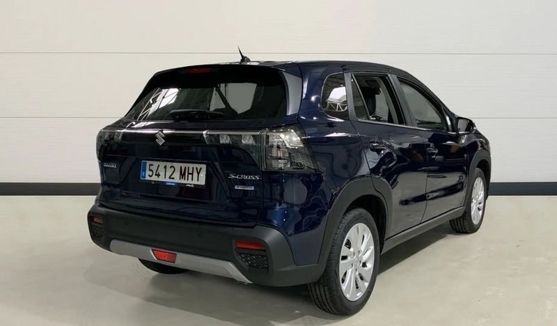 Suzuki S Cross • 2023 • 22,462 km 4