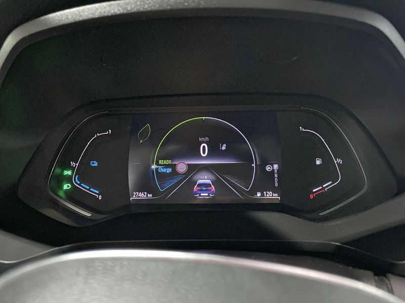 Renault Captur • 2022 • 27,500 km 18