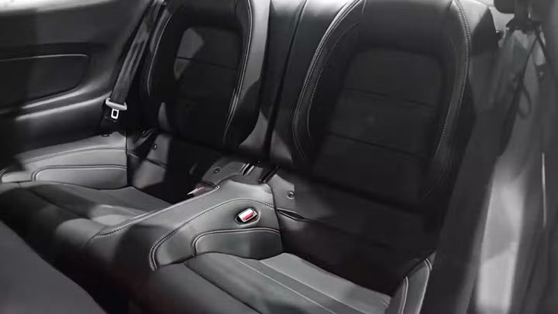 Ford Mustang • 2021 • 7,282 km 10