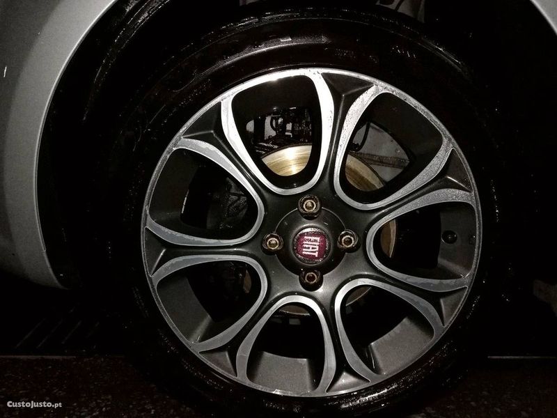 Fiat Punto • 2015 • 150,000 km 3