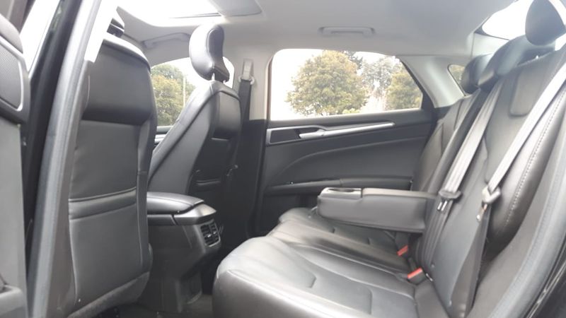 Ford Fusion • 2015 • 90,000 km 4