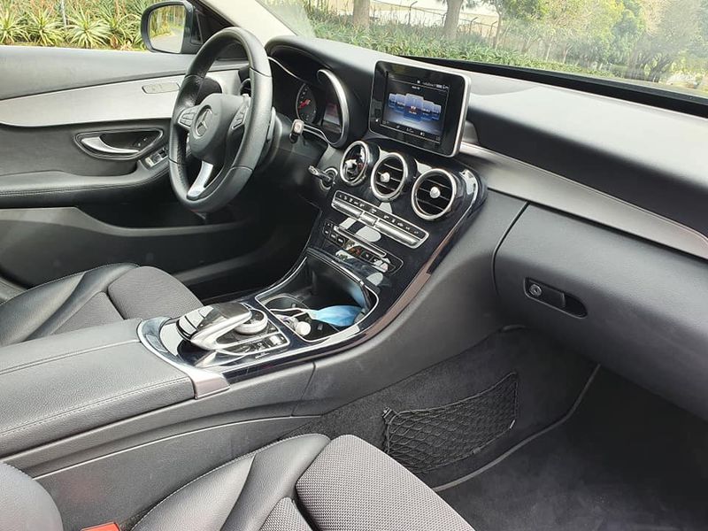 Mercedes-Benz ML350 • 2018 • 90,000 km 4