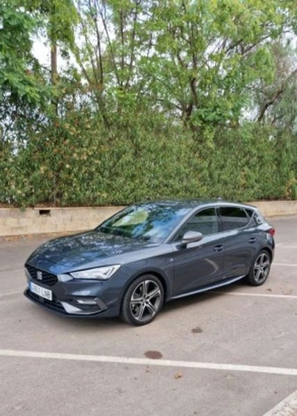 Seat Leon • 2021 • 52,500 km 1