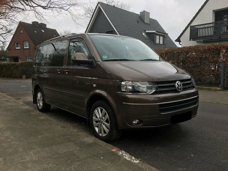 Volkswagen T5 Multivan • 2012 • 125,000 km 1