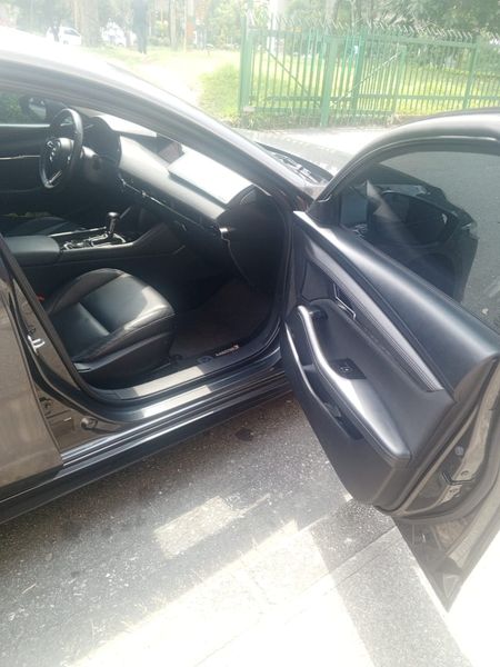 Mazda 3 • 2021 • 44,200 km 13