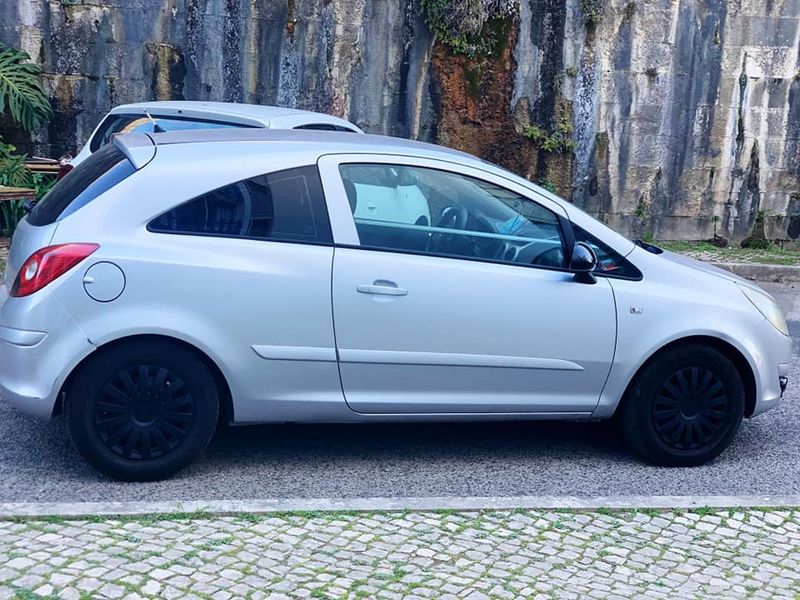 Opel Corsa • 2007 • 106,000 km 2