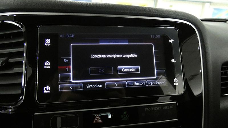 Mitsubishi Outlander • 2019 • 17,586 km 8