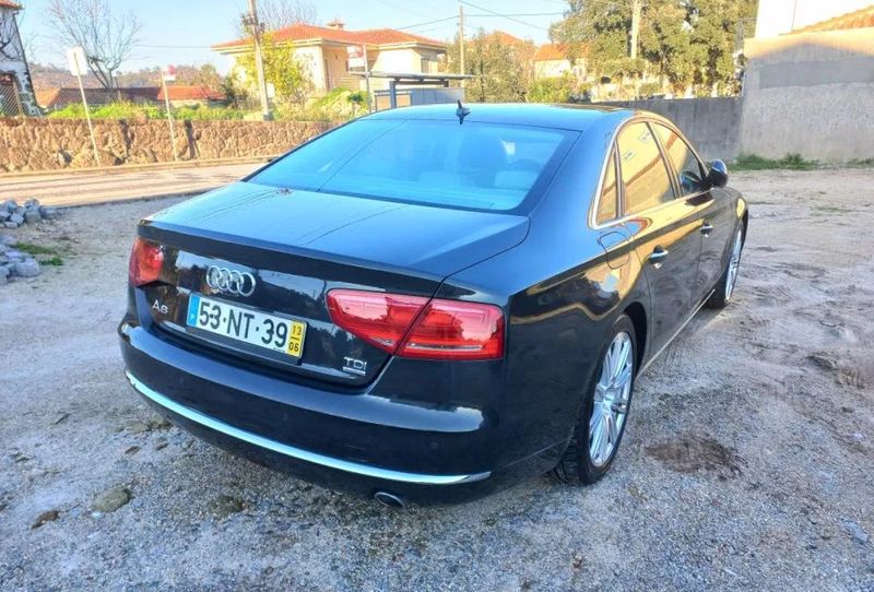 Audi A8 • 2013 • 190,000 km 2