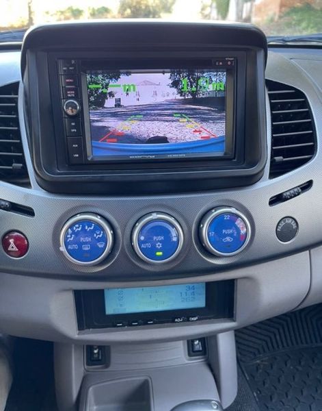 Mitsubishi L200 • 2007 • 65,000 km 3