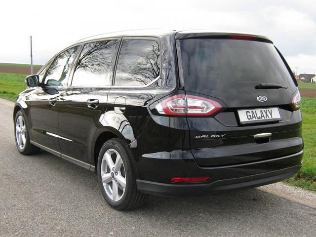 Ford Galaxy • 2017 • 134,900 km 3
