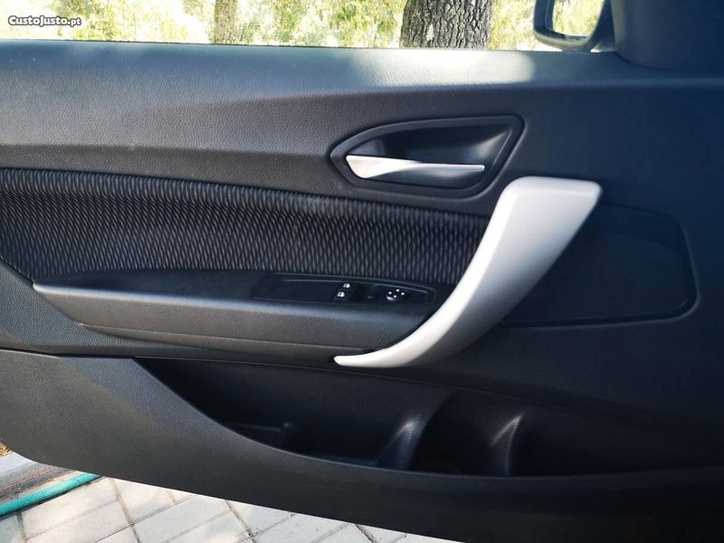 BMW 316i • 2016 • 169,999 km 4