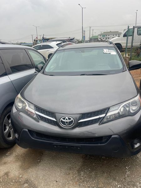 Toyota RAV4 • 2022 • 3,000 km 1
