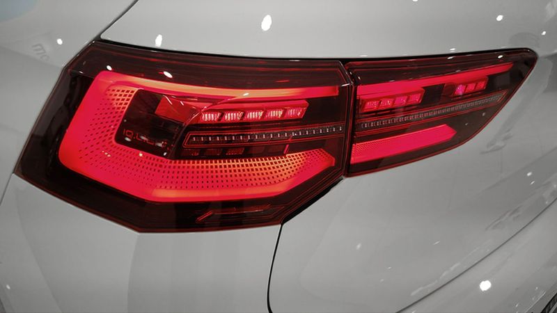 Volkswagen Golf • 2021 • 40,469 km 4