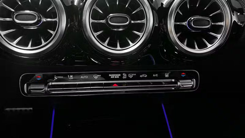 Mercedes-Benz GLA • 2022 • 41,017 km 10