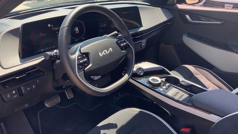 Kia K5 • 2024 • 2,235 km 7