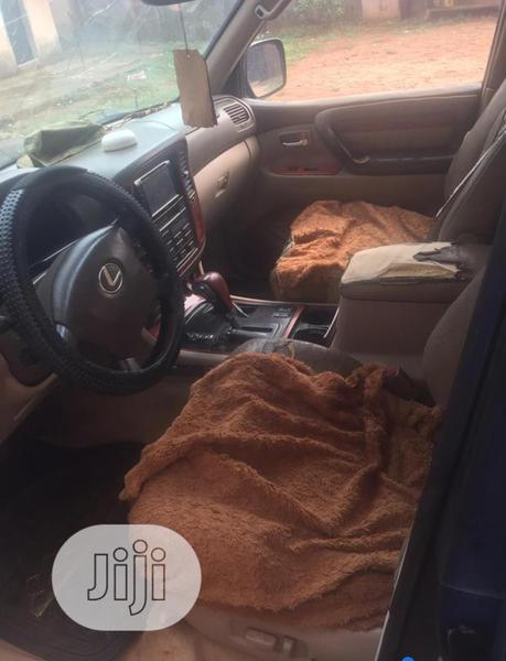 Lexus LX • 2001 • 153,000 km 6