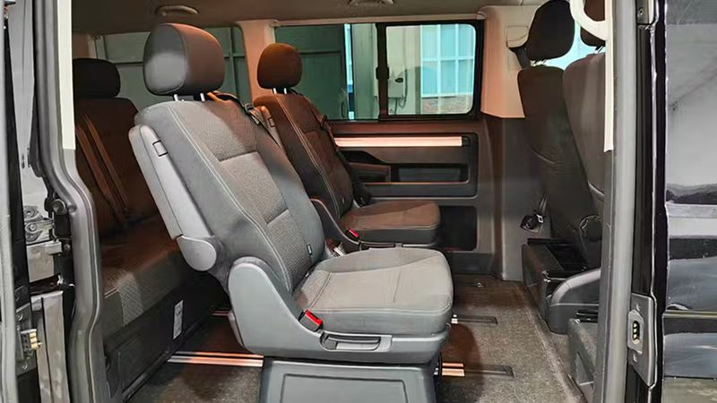 Volkswagen Multivan • 2019 • 121,103 km 11