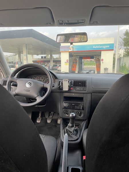 Volkswagen Golf • 2001 • 192,000 km 7