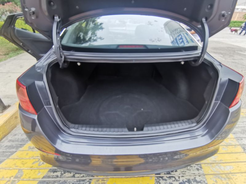 Kia Optima • 2014 • 45,000 km 6