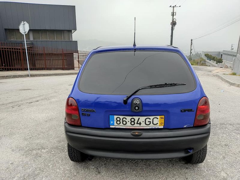 Opel Corsa • 1996 • 80,000 km 3