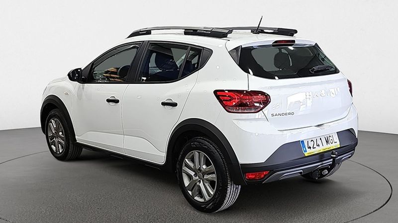 Dacia Sandero • 2023 • 19,200 km 3