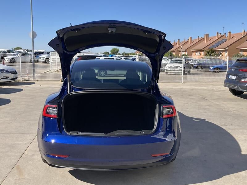 Tesla Model 3 • 2021 • 78,713 km 8