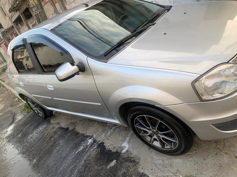 Renault Logan • 2013 • 103,000 km 5