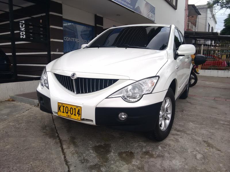 Ssangyong Actyon • 2011 • 90,000 km 5
