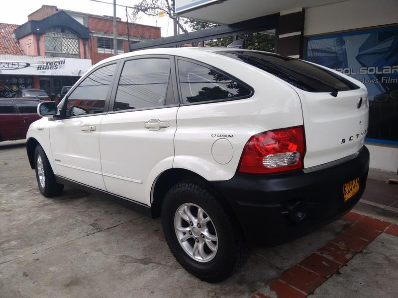 Ssangyong Actyon • 2011 • 90,000 km 3
