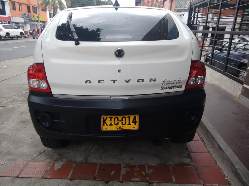 Ssangyong Actyon • 2011 • 90,000 km 2