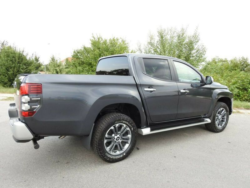 Mitsubishi L200 • 2020 • 70,990 km 12