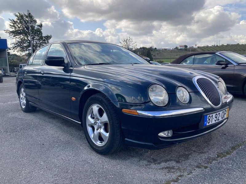 Jaguar S-Type • 2000 • 132,000 km 1