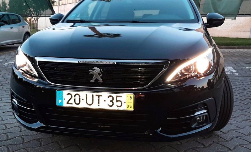 Peugeot 308 • 2018 • 59,999 km 8