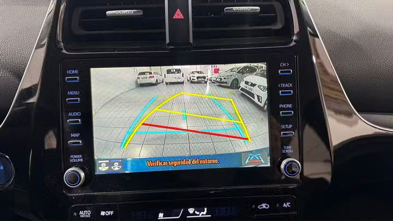 Toyota Prius • 2021 • 72,559 km 4