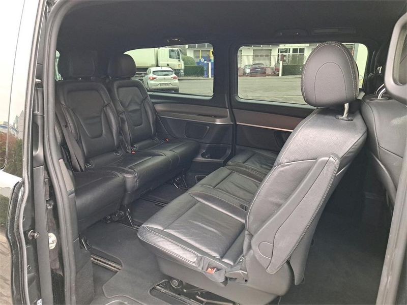 Mercedes-Benz Sprinter • 2018 • 193,077 km 4