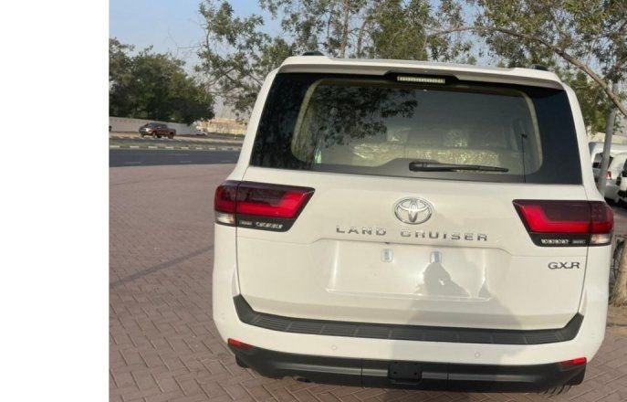 Toyota Land Cruiser • 2022 • 26,000 km 3