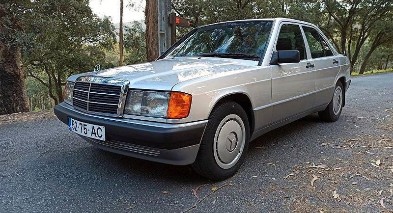 Mercedes-Benz 190 E • 1992 • 249,999 km 1