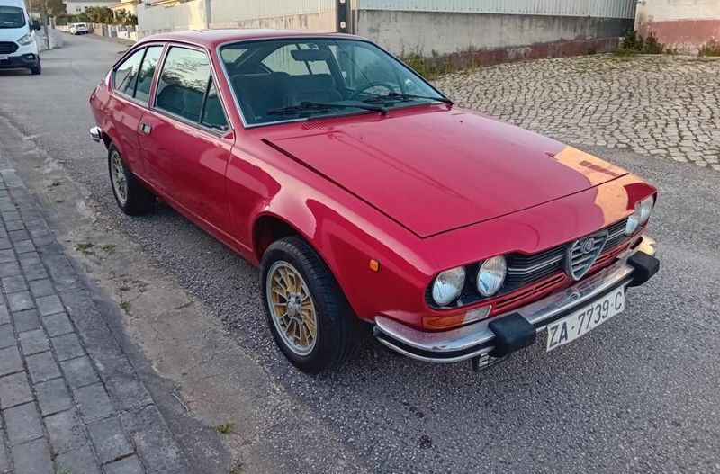 Alfa Romeo GTV • 1980 • 4,999 km 1
